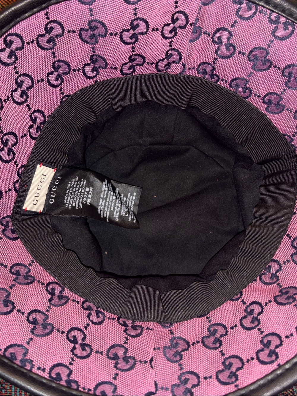 Gucci Pink Monogram Bucket Hat with Black Trim - Picture 2 of 4